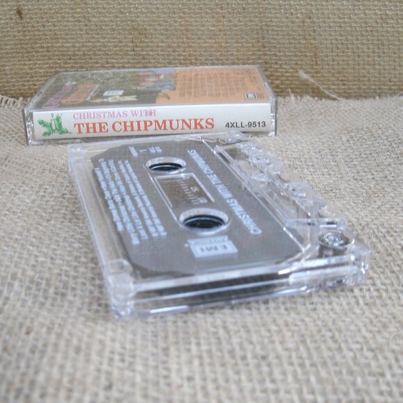 Christmas With the Chipmunks Cassette Tape - Picture 9 of 12